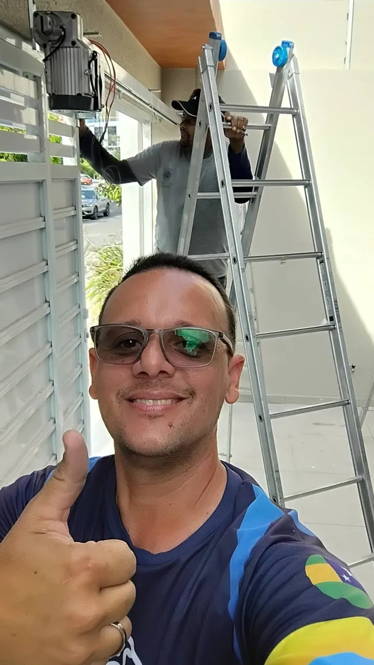 Acompanhamento de manutenção de portão